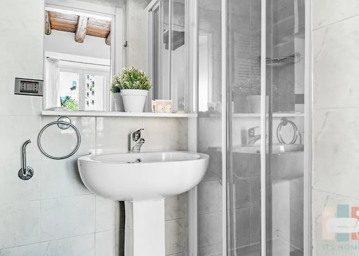 Mos29 - Luxurious - Near The Duomo * Milaan