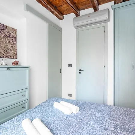 Mos29 - Luxurious - Near The Duomo Apartmán Milán